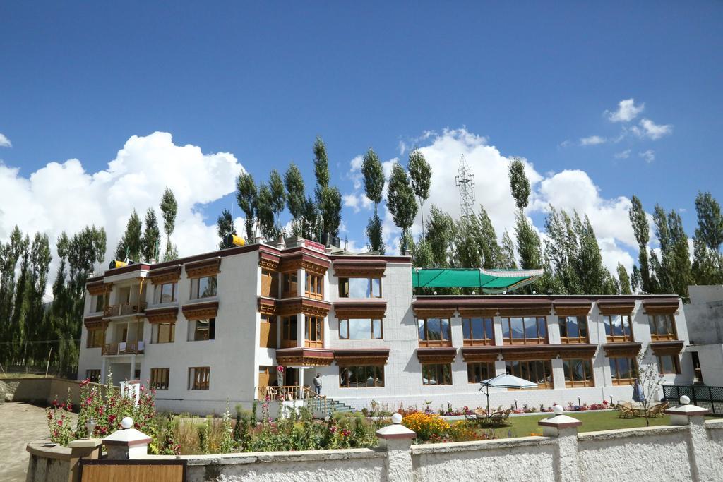 Ladakh Himalayan Retreat Hotel Leh Exterior photo